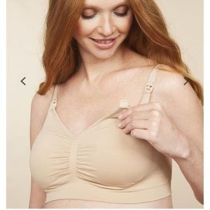 NWT Full-busted Seamless Maternity Nursing Bra